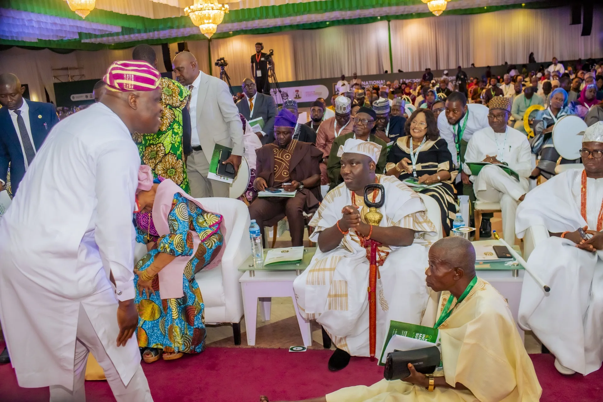 Dignitaries at the inaugural summit